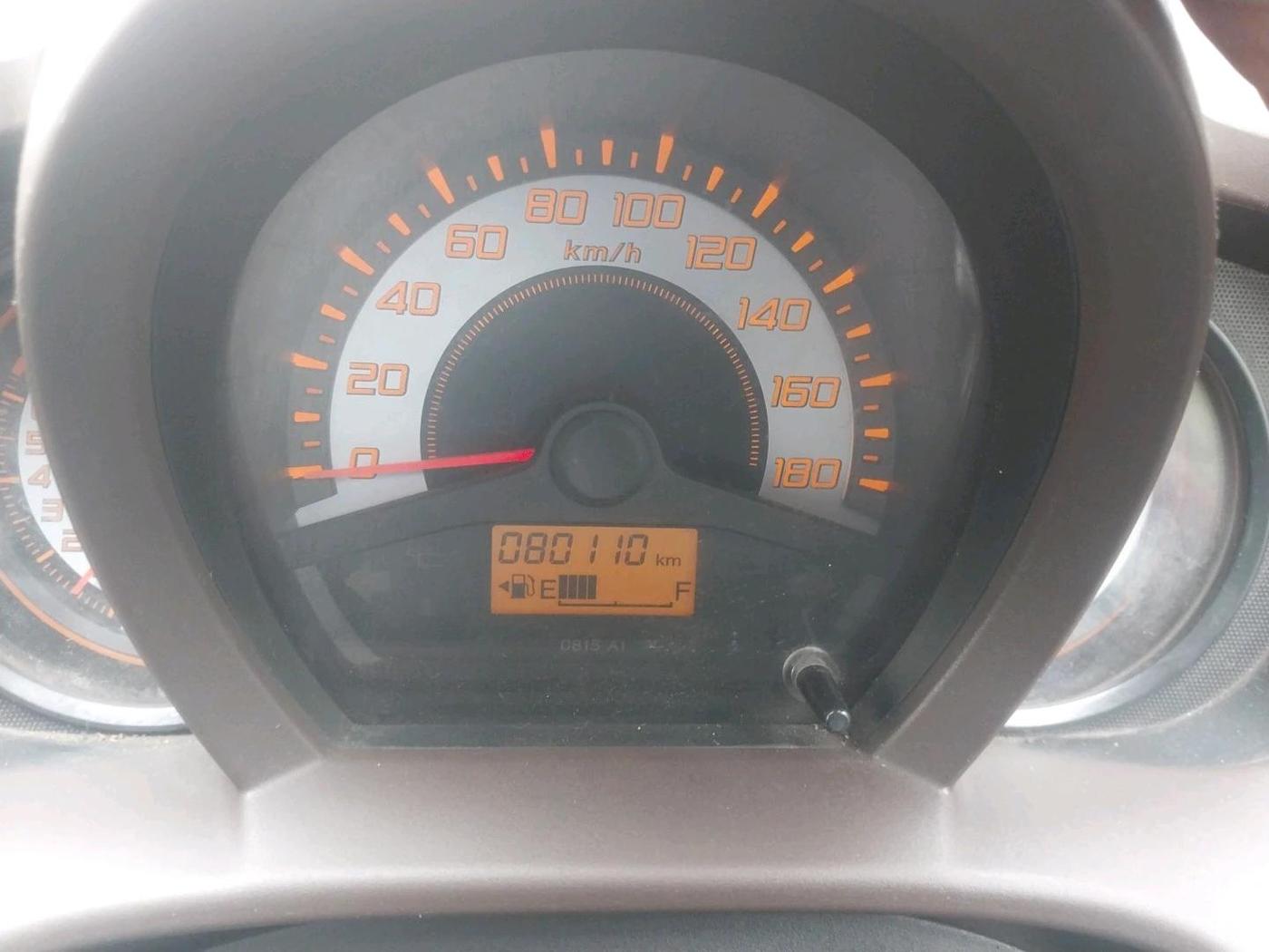 2012 Honda Brio S MT, CNG, Manual, 80,110 km, interior