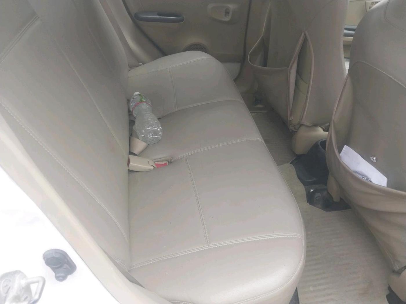 2012 Honda Brio S MT, CNG, Manual, 80,110 km, interior