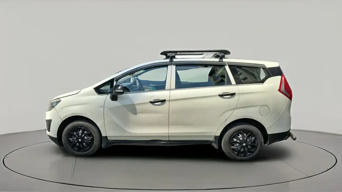 2019 Mahindra MARAZZO M2 8 STR, Diesel, Manual, 81,000 km, exterior