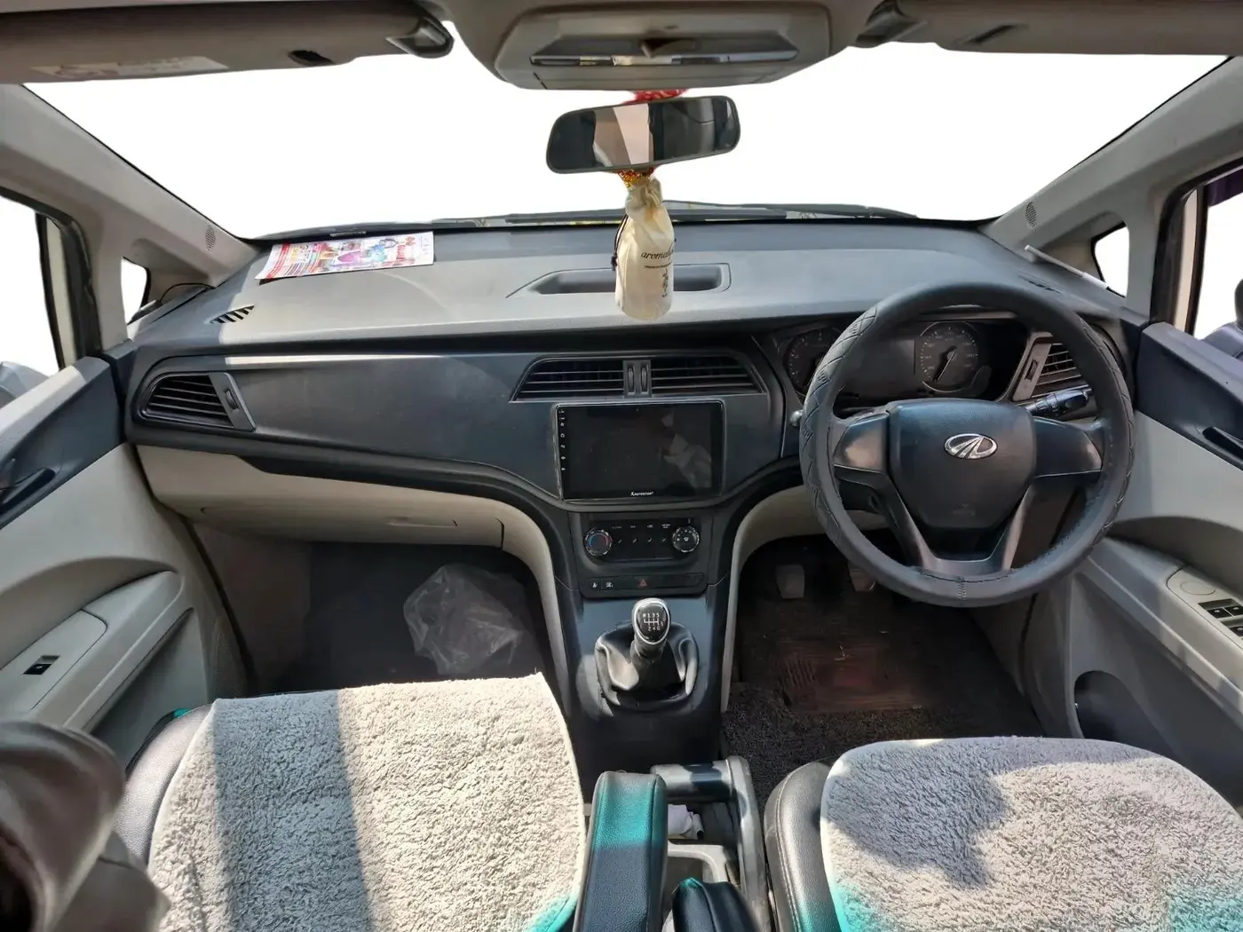 2019 Mahindra MARAZZO M2 8 STR, Diesel, Manual, 81,000 km, interior