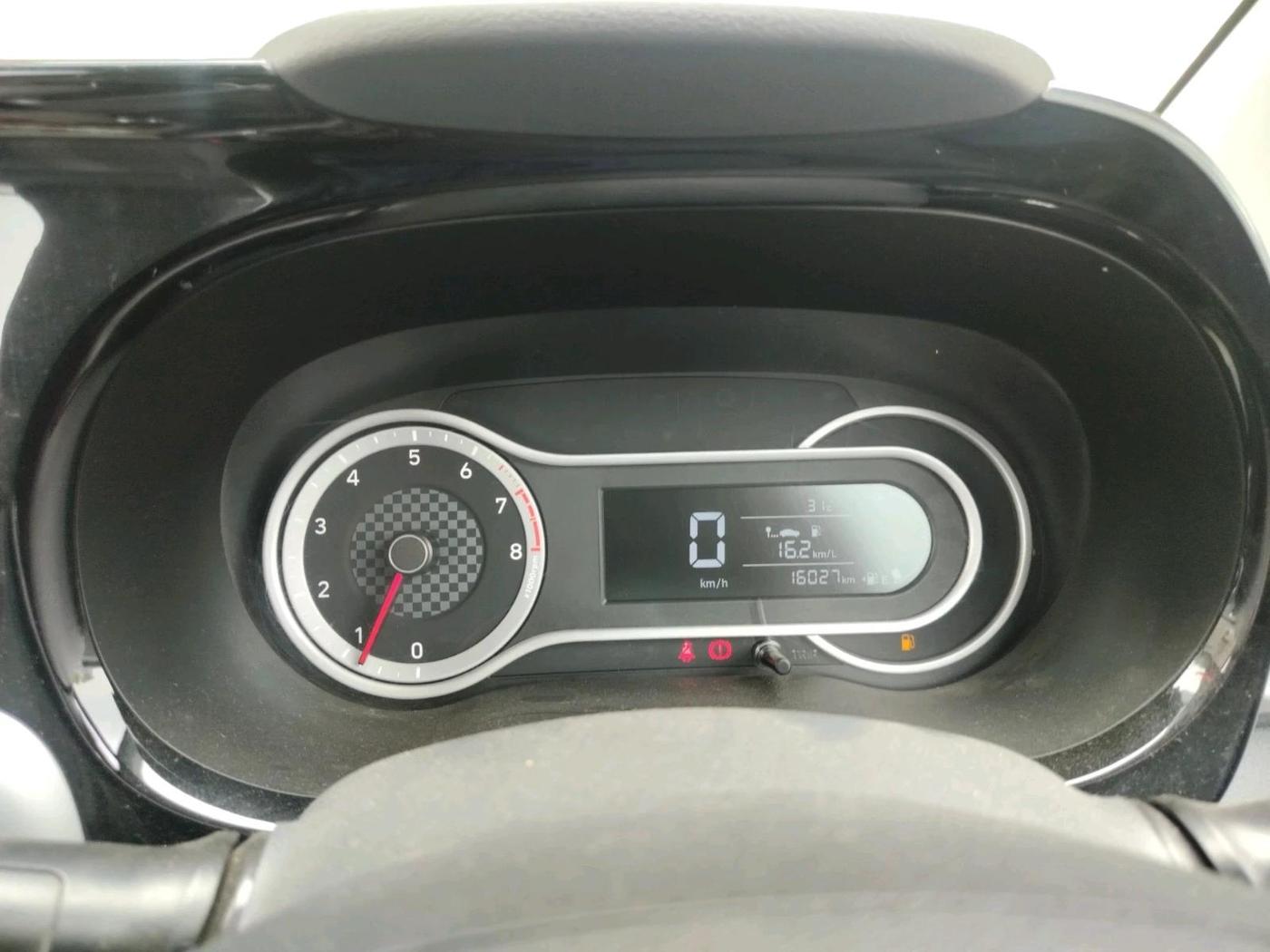 2022 Hyundai GRAND I10 NIOS SPORTZ 1.2 KAPPA VTVT, Petrol, Manual, 16,027 km, interior