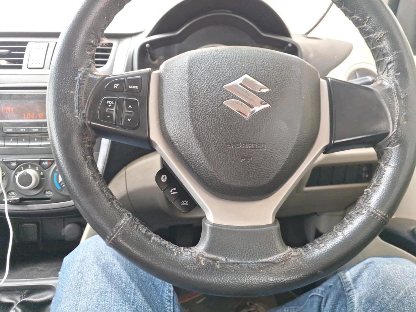 2016 Maruti Celerio ZXI, Petrol, Manual, 1,25,031 km, interior