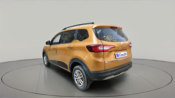 2022 Renault TRIBER RXT, Petrol, Manual, 68,173 km, exterior