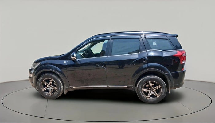 2019 Mahindra XUV500 W7, Diesel, Manual, 99,083 km, exterior