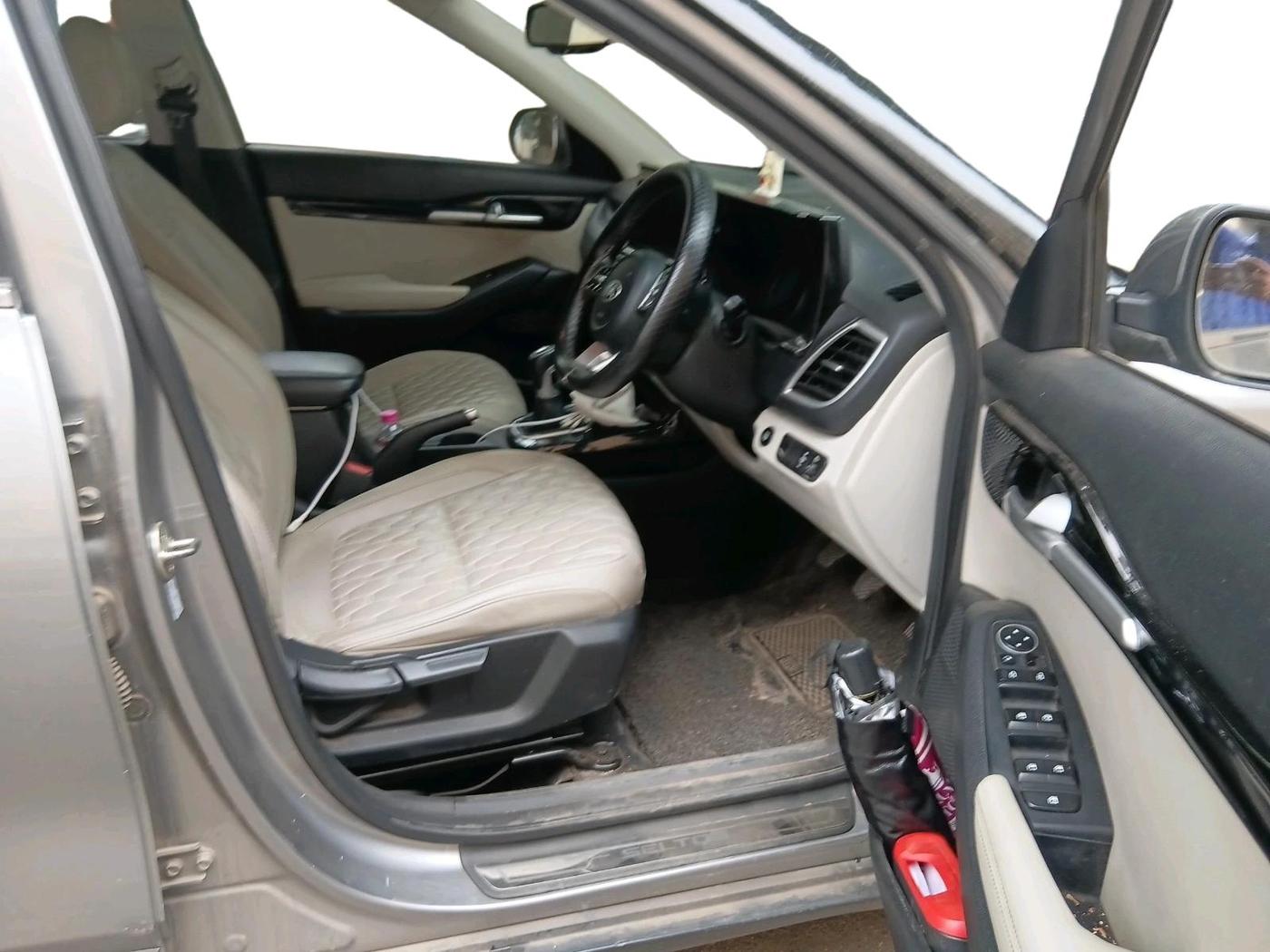 2019 KIA SELTOS HTX 1.5 DIESEL, Diesel, Manual, 1,36,331 km, interior