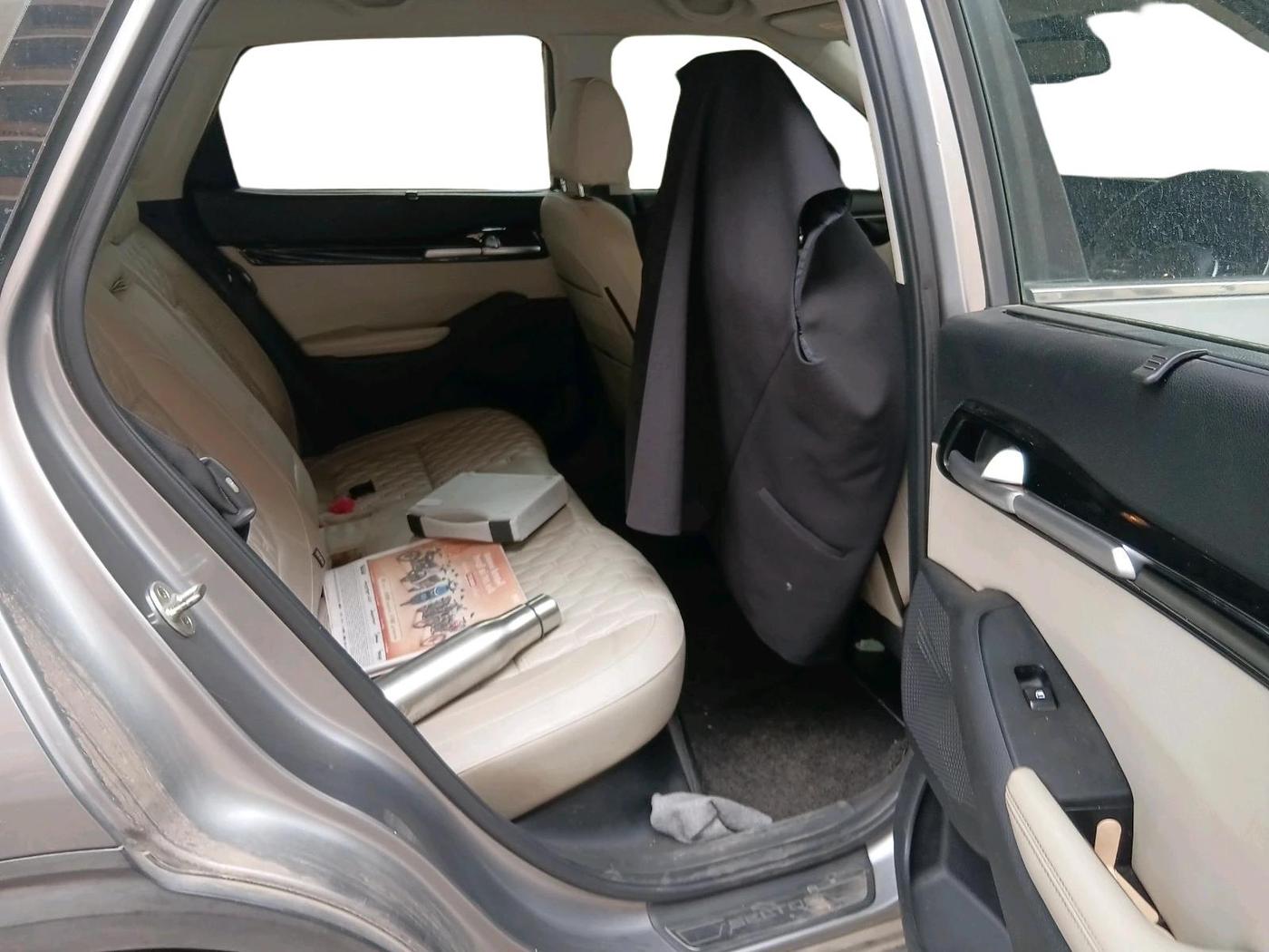 2019 KIA SELTOS HTX 1.5 DIESEL, Diesel, Manual, 1,36,331 km, interior