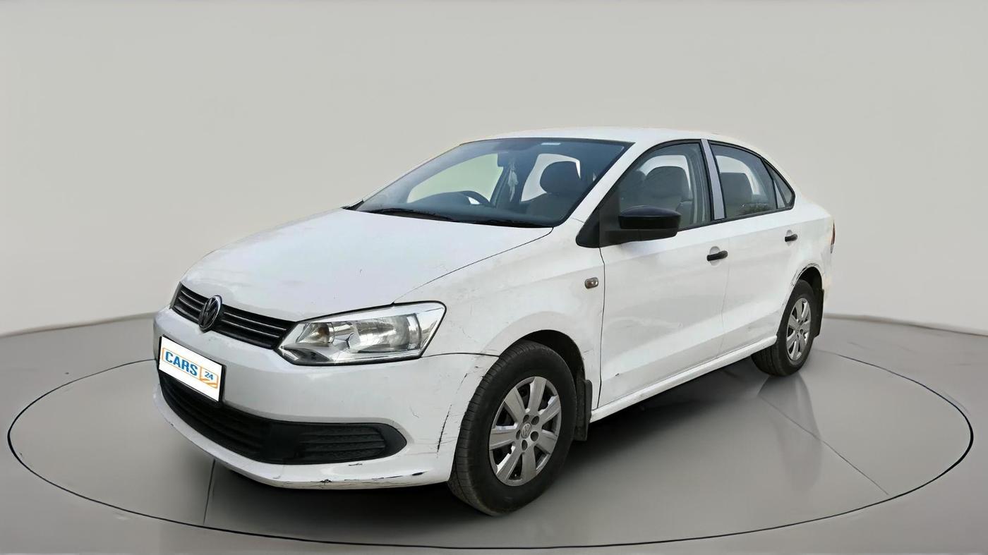 2011 Volkswagen Vento TRENDLINE DIESEL 1.6, Diesel, Manual, 2,18,550 km, exterior