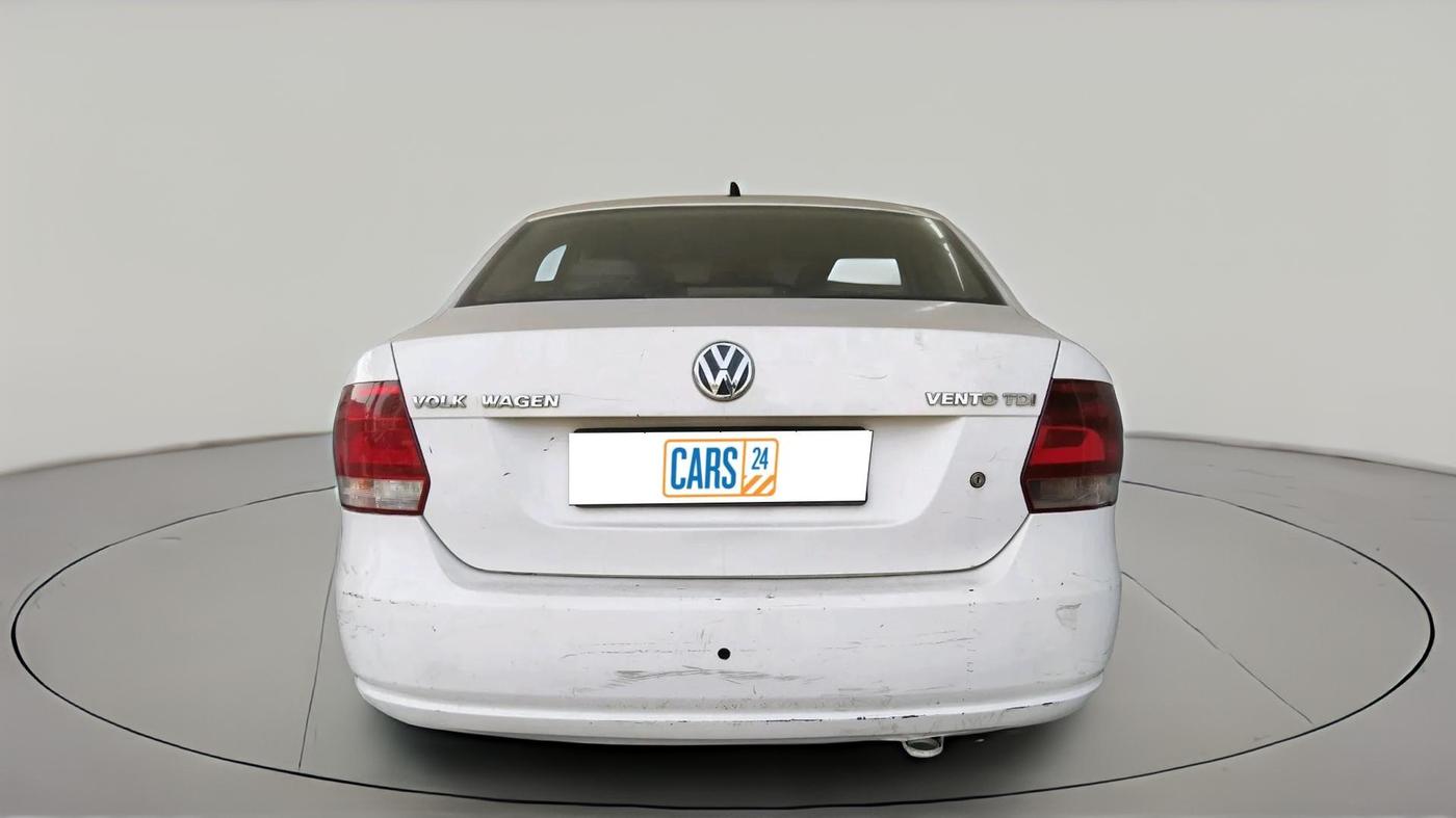 2011 Volkswagen Vento TRENDLINE DIESEL 1.6, Diesel, Manual, 2,18,550 km, exterior