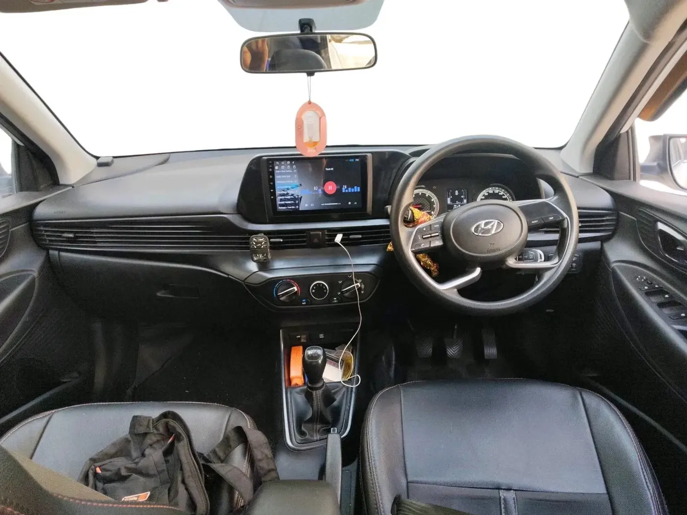 2022 Hyundai NEW I20 MAGNA 1.2 MT, Petrol, Manual, 57,176 km, interior
