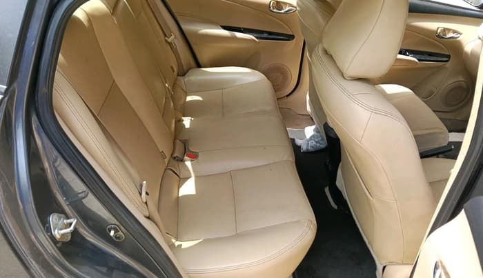 2018 Toyota YARIS VX CVT, Petrol, Automatic, 1,94,681 km, interior