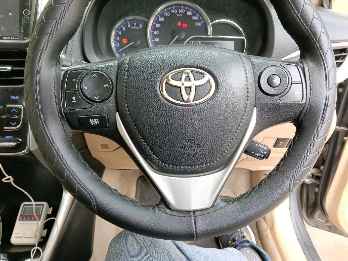 2018 Toyota YARIS VX CVT, Petrol, Automatic, 1,94,681 km, interior