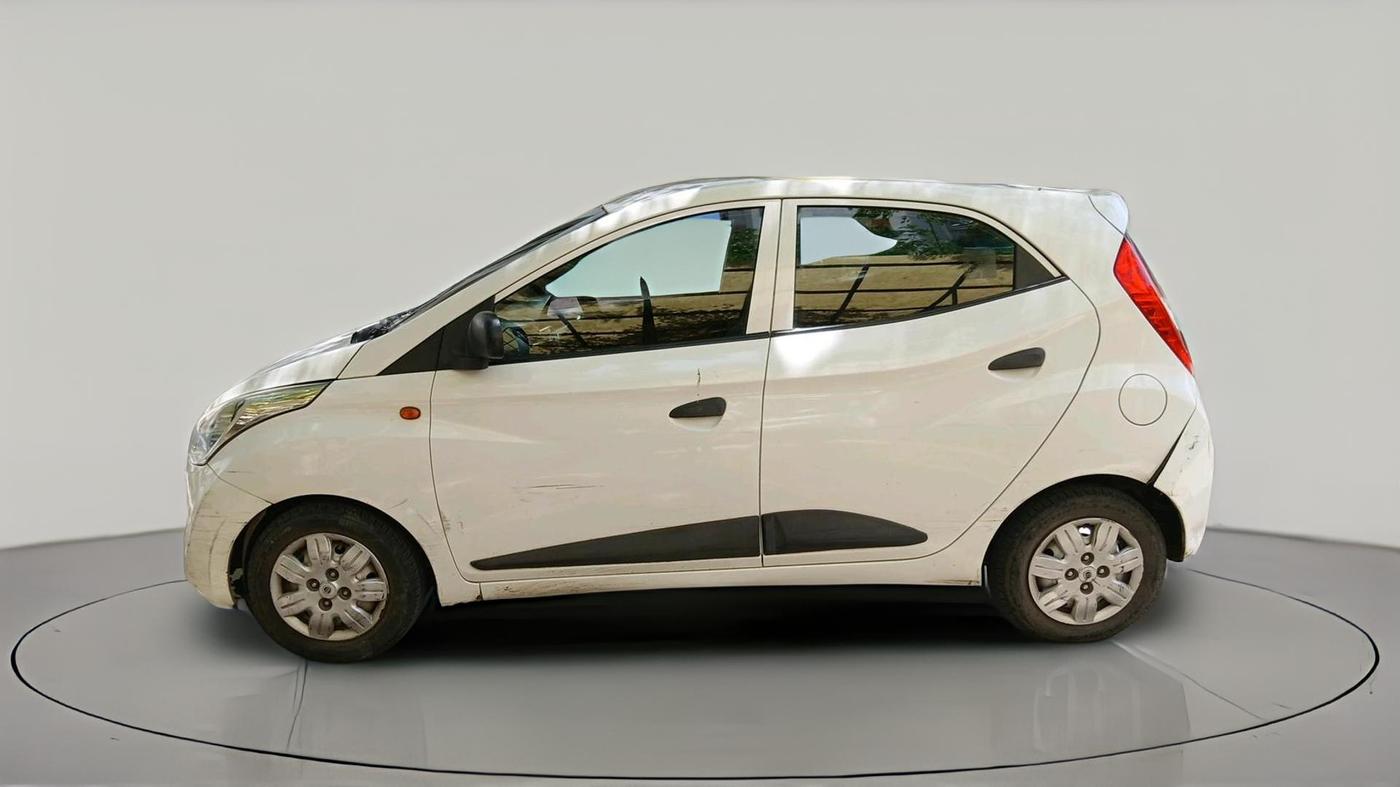 2018 Hyundai Eon ERA +, CNG, Manual, 85,500 km, exterior