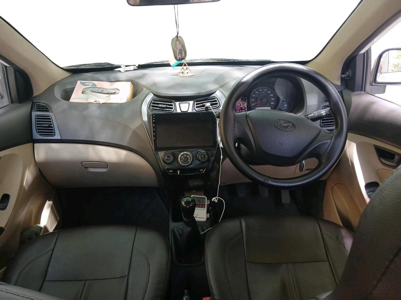 2018 Hyundai Eon ERA +, CNG, Manual, 85,500 km, interior