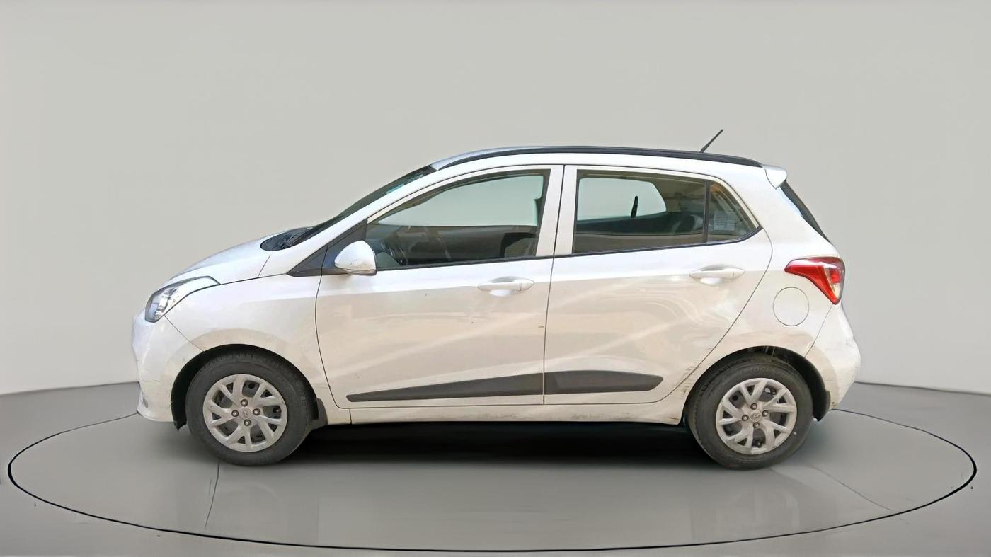 2017 Hyundai Grand i10 SPORTZ (O) 1.2 U2 CRDI, Diesel, Manual, 1,74,483 km, exterior