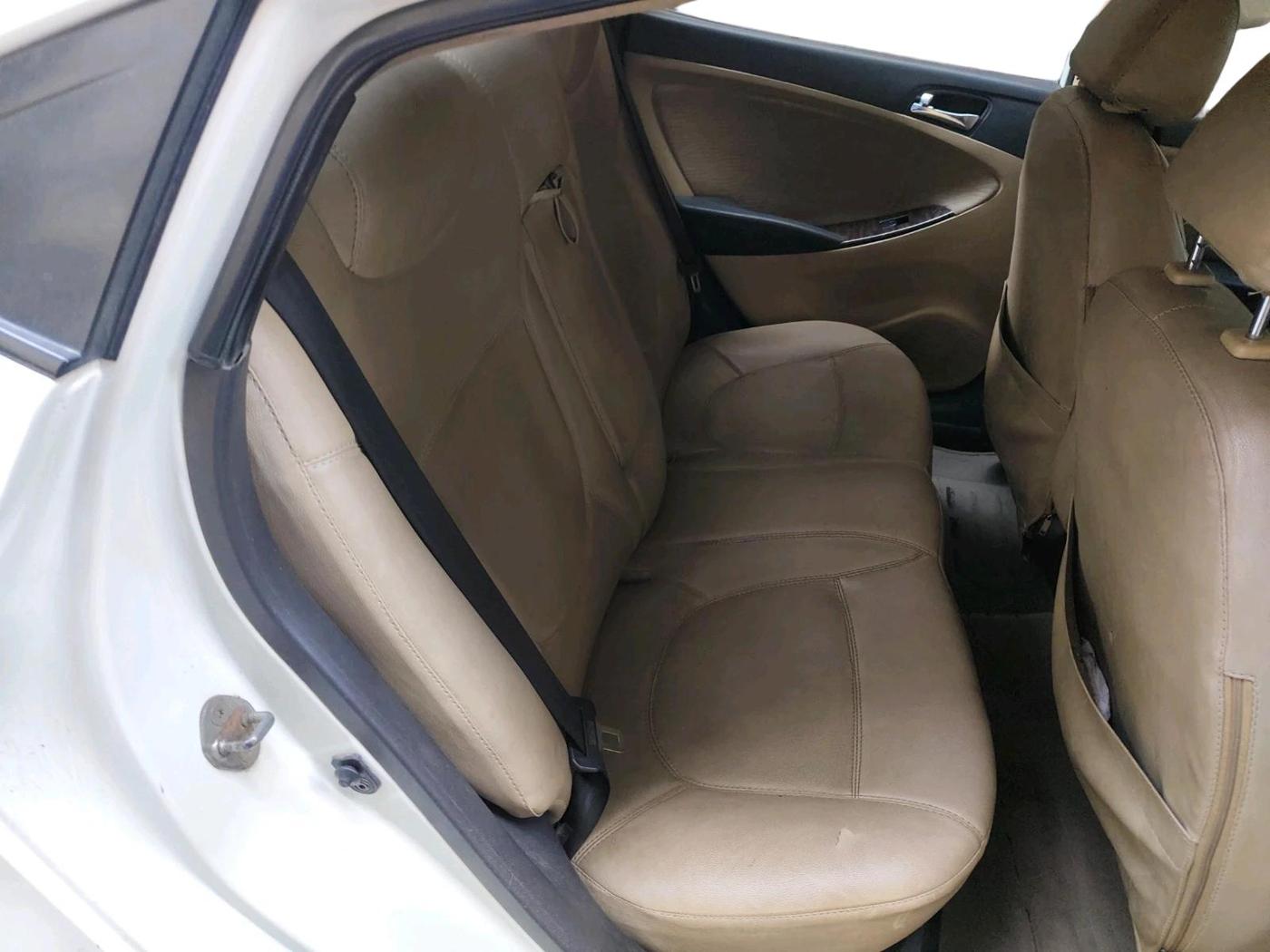 2013 Hyundai Verna FLUIDIC 1.6 CRDI EX, Diesel, Manual, 1,42,650 km, interior