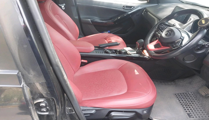 2023 Tata NEXON XZA PLUS LUX SUNROOF RED DARK PETROL, Petrol, Automatic, 45,484 km, interior