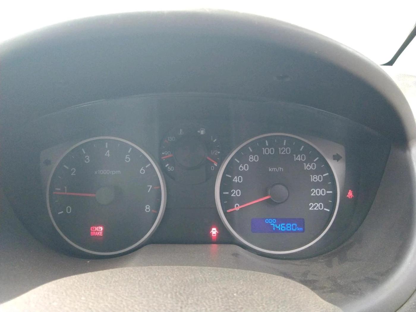 2011 Hyundai i20 MAGNA 1.2, Petrol, Manual, 74,682 km, interior