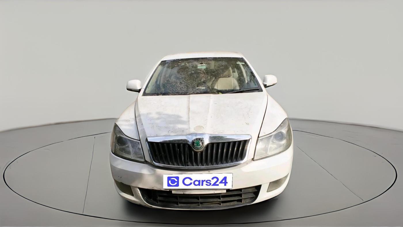 2012 Skoda Laura AMBITION 2.0 TDI CR MT, Diesel, Manual, 2,03,512 km, exterior