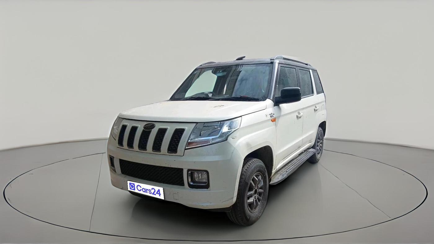 2017 Mahindra TUV300 T10, Diesel, Manual, 89,967 km, exterior