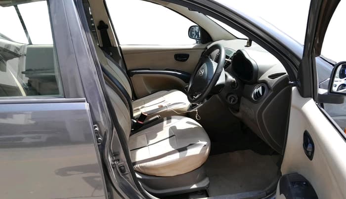 2013 Hyundai i10 ERA 1.1, Petrol, Manual, 88,820 km, interior