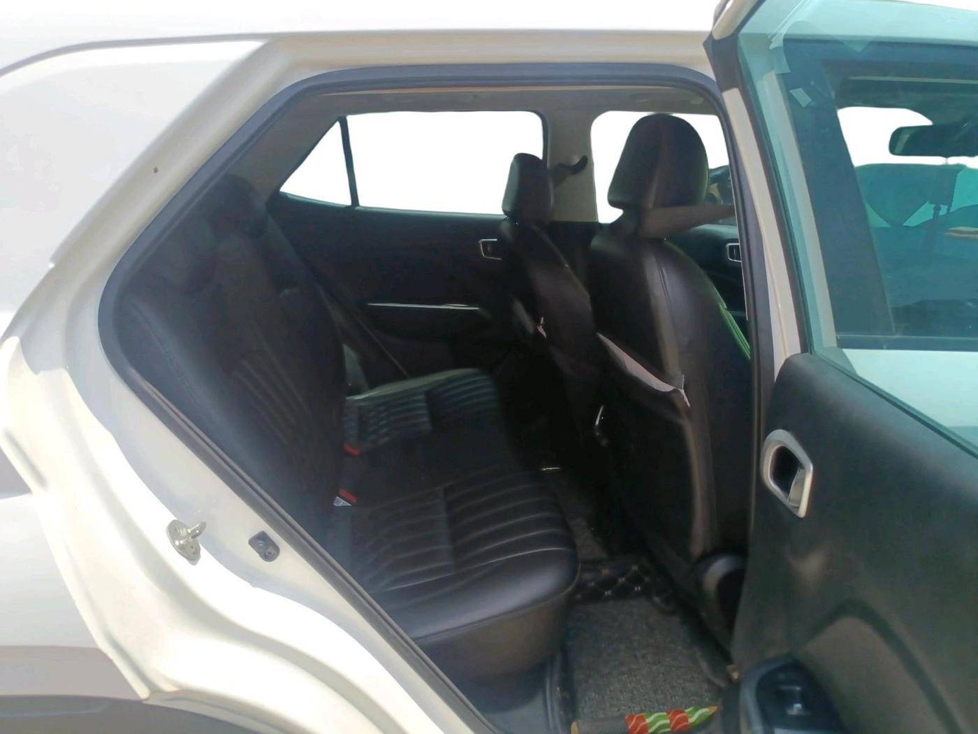 2021 Hyundai VENUE SX 1.0 TURBO, Petrol, Manual, 1,31,981 km, interior