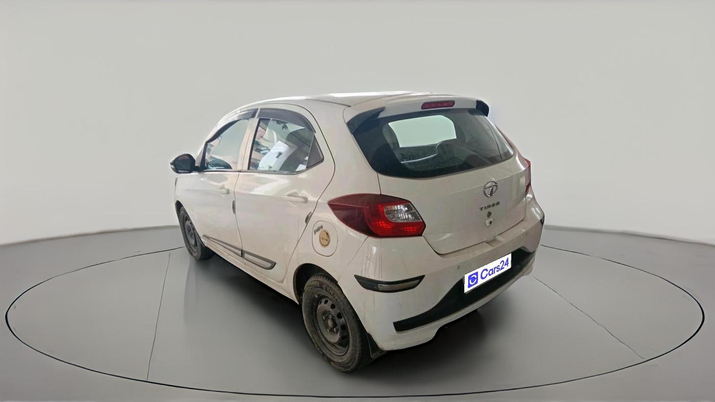 2022 Tata Tiago XT (O) PETROL, Petrol, Manual, 77,517 km, exterior