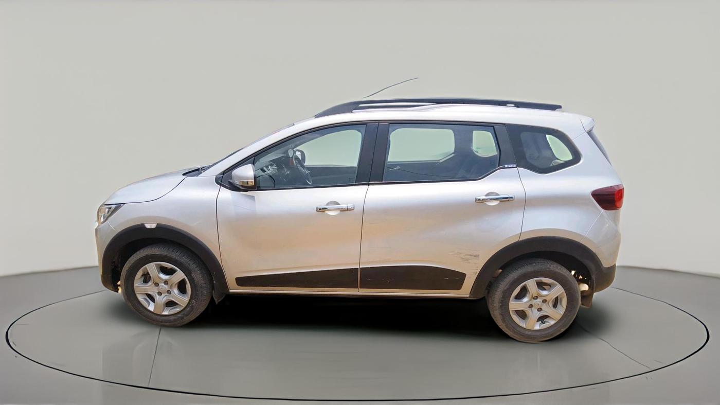 2019 Renault TRIBER RXZ, Petrol, Manual, 41,958 km, exterior