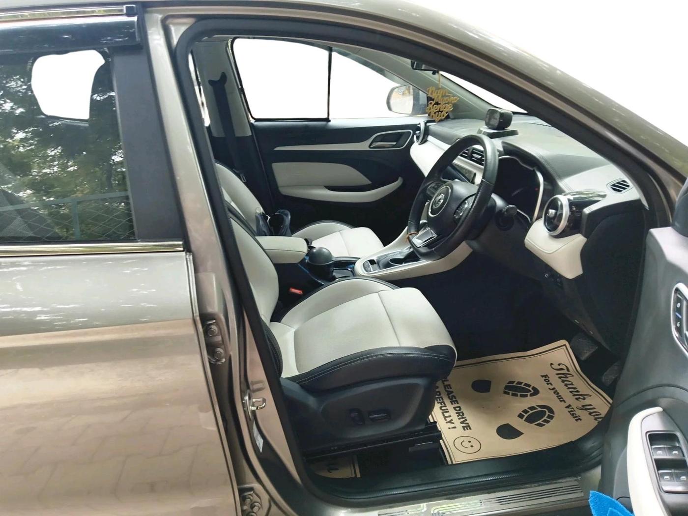 2022 MG ASTOR SHARP 1.5 CVT, Petrol, Automatic, 17,807 km, interior