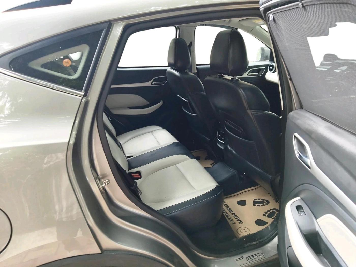 2022 MG ASTOR SHARP 1.5 CVT, Petrol, Automatic, 17,807 km, interior