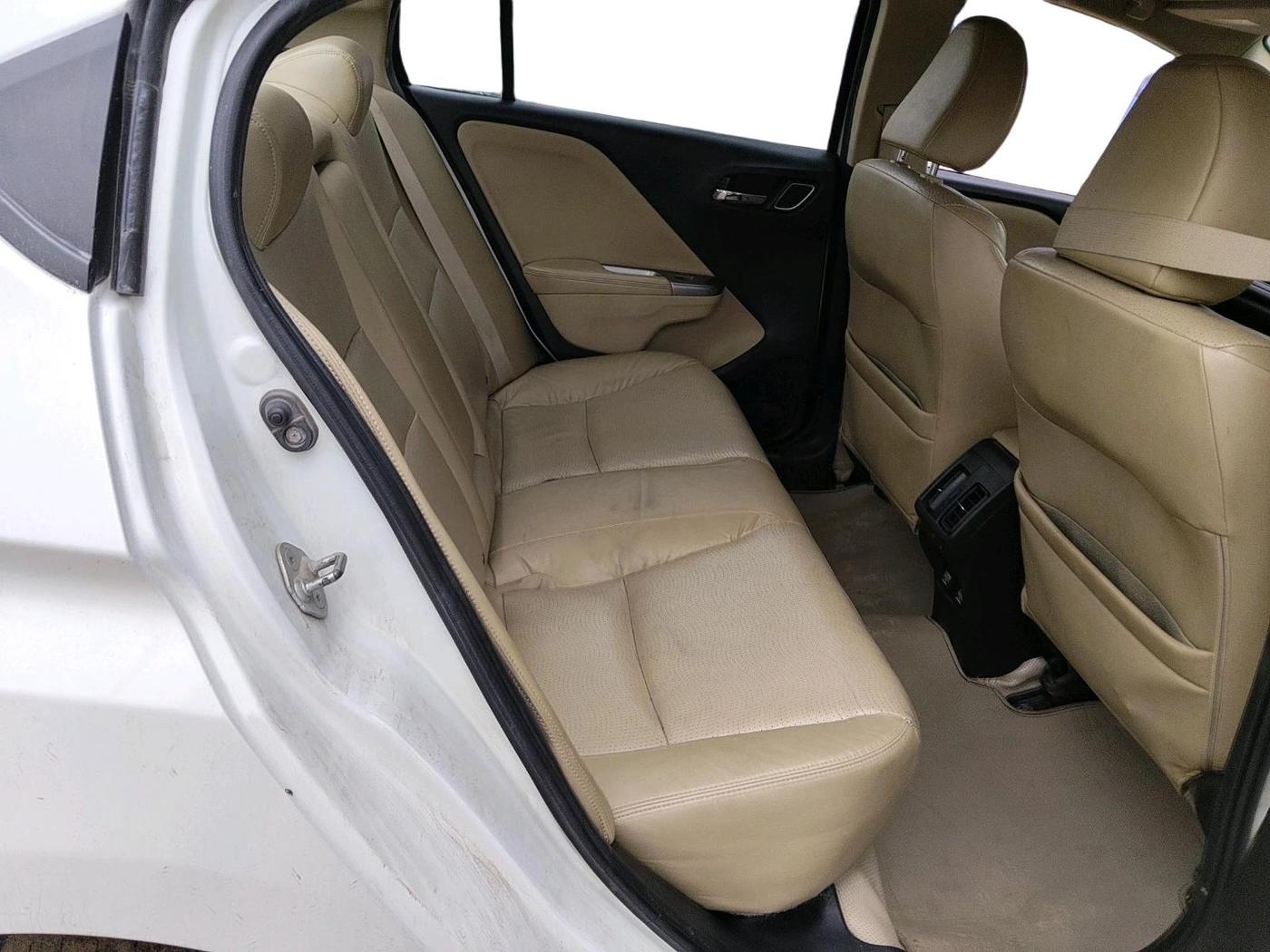 2017 Honda City 1.5L I-VTEC VX CVT, CNG, Automatic, 1,34,321 km, interior