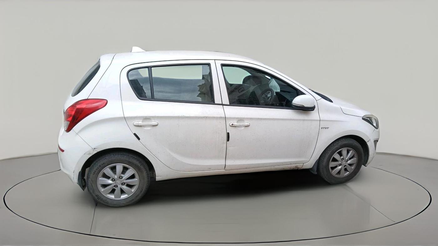 2014 Hyundai i20 SPORTZ 1.2, Petrol, Manual, 74,731 km, exterior