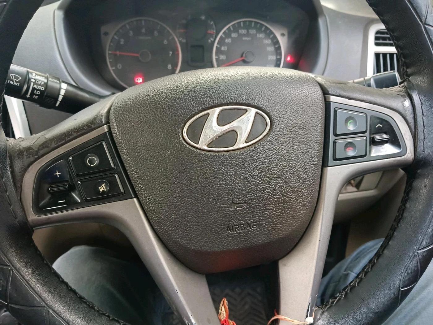 2012 Hyundai i20 SPORTZ 1.4 AT, Petrol, Automatic, 53,251 km, interior