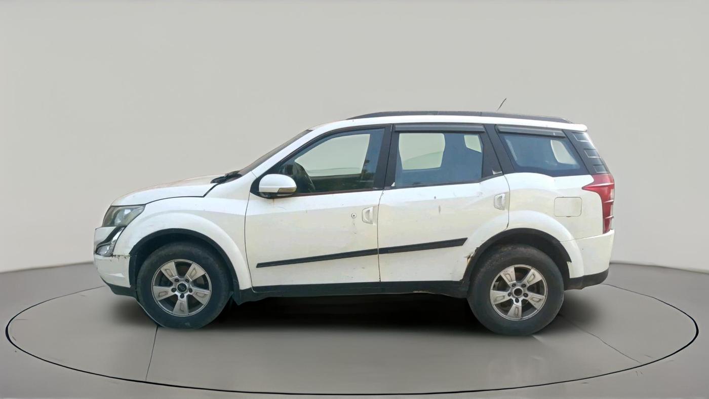 2012 Mahindra XUV500 W8, Diesel, Manual, 1,20,700 km, exterior