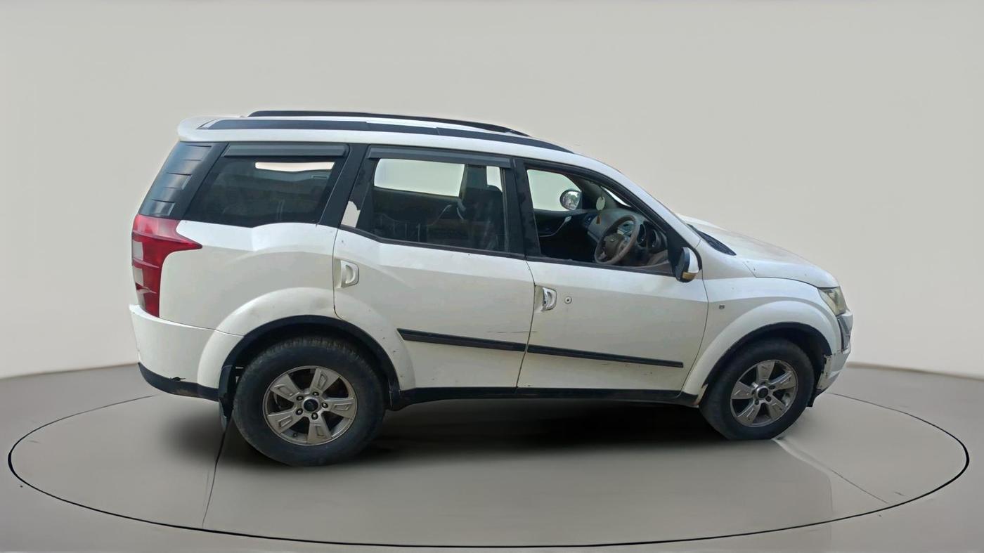 2012 Mahindra XUV500 W8, Diesel, Manual, 1,20,700 km, exterior