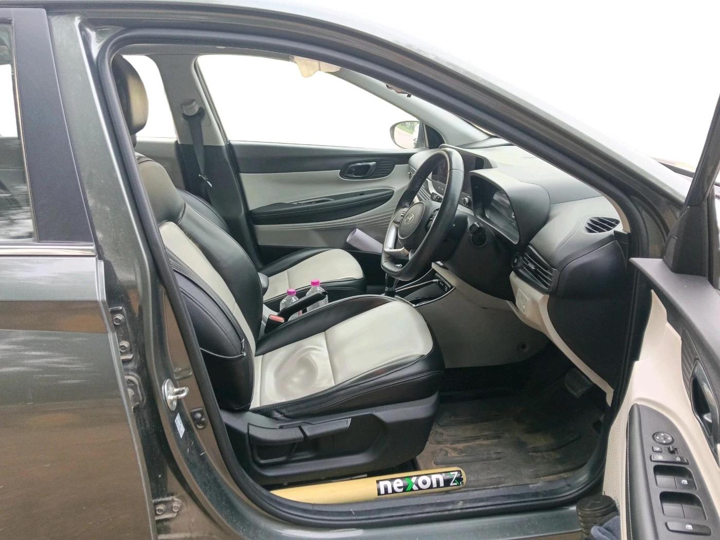 2023 Hyundai NEW I20 ASTA (O) 1.2 IVT, Petrol, Automatic, 41,770 km, interior