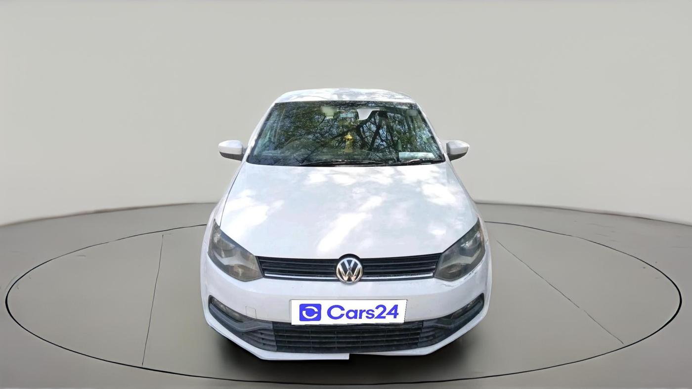 2015 Volkswagen Polo COMFORTLINE 1.5L, Diesel, Manual, 1,07,700 km, exterior