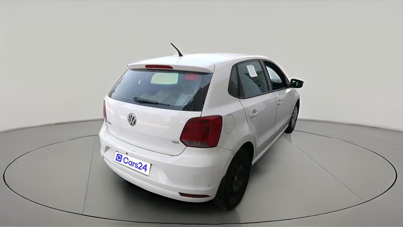 2015 Volkswagen Polo COMFORTLINE 1.5L, Diesel, Manual, 1,07,700 km, exterior