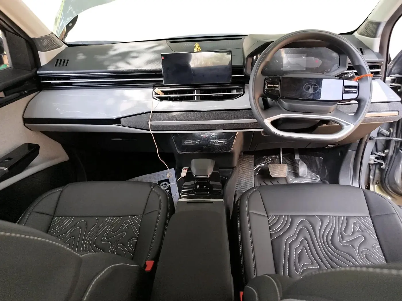 2026 Tata Sierra Pure Plus 1.5 Revotron DCA, Petrol, Automatic, 981 km, interior