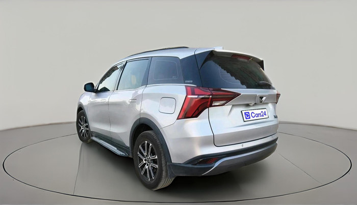 2021 Mahindra XUV700 AX 7 P MT 7 STR, Petrol, Manual, 1,32,493 km, exterior
