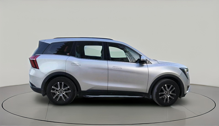 2021 Mahindra XUV700 AX 7 P MT 7 STR, Petrol, Manual, 1,32,493 km, exterior