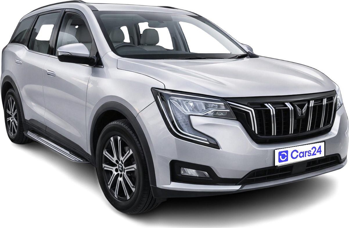 2021 Mahindra XUV700 - SUV - Petrol - Manual - ₹12.05 lakh