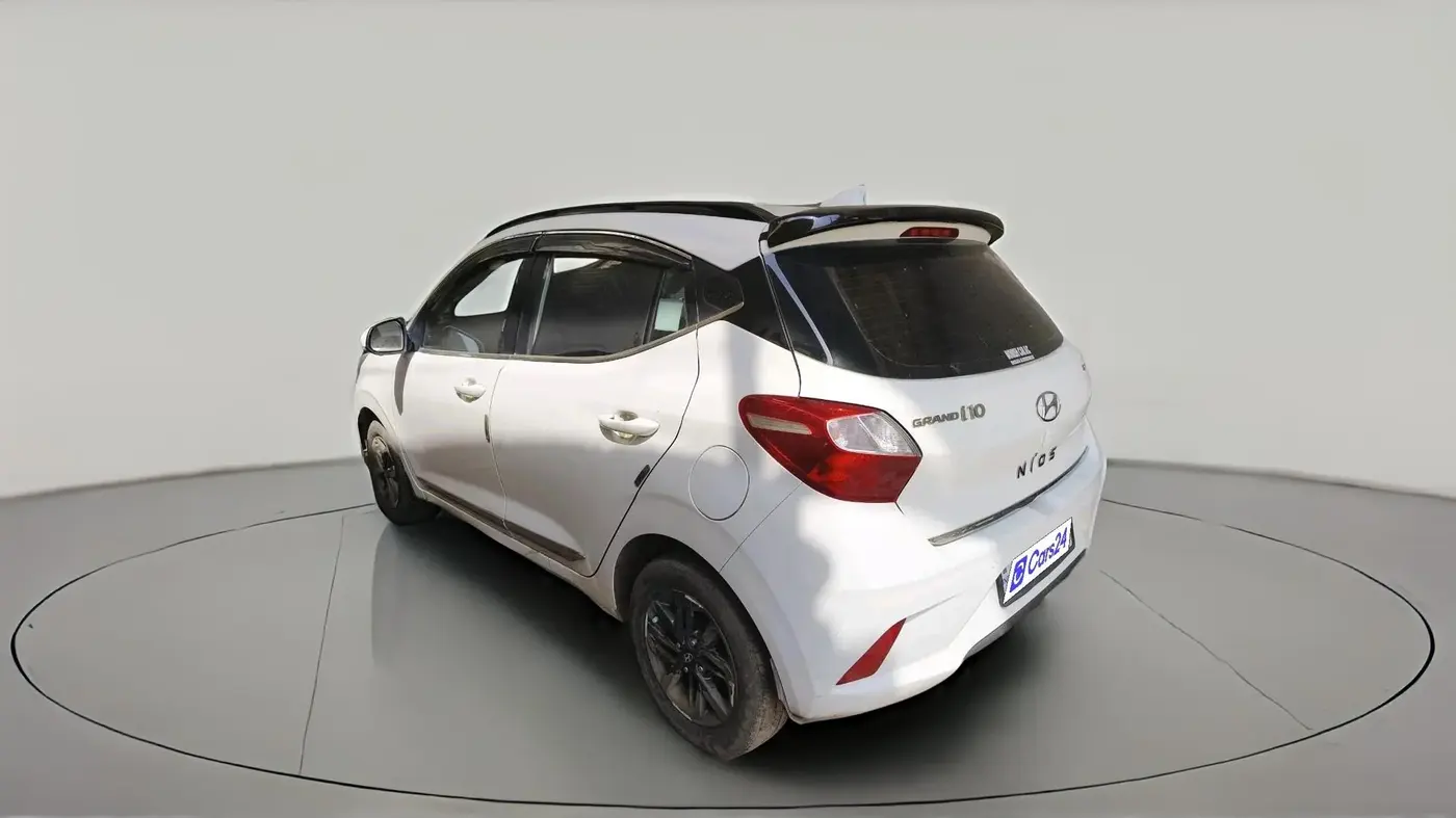 2021 Hyundai GRAND I10 NIOS SPORTZ 1.2 KAPPA VTVT CNG, CNG, Manual, 1,03,510 km, exterior