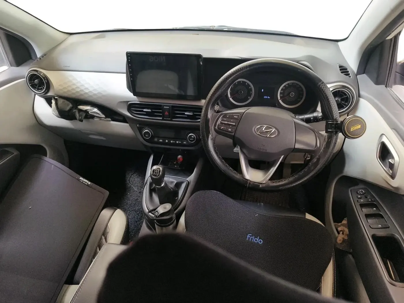 2021 Hyundai GRAND I10 NIOS SPORTZ 1.2 KAPPA VTVT CNG, CNG, Manual, 1,03,510 km, interior