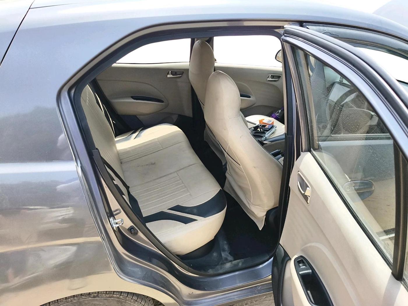 2019 Hyundai NEW SANTRO MAGNA, Petrol, Manual, 96,981 km, interior