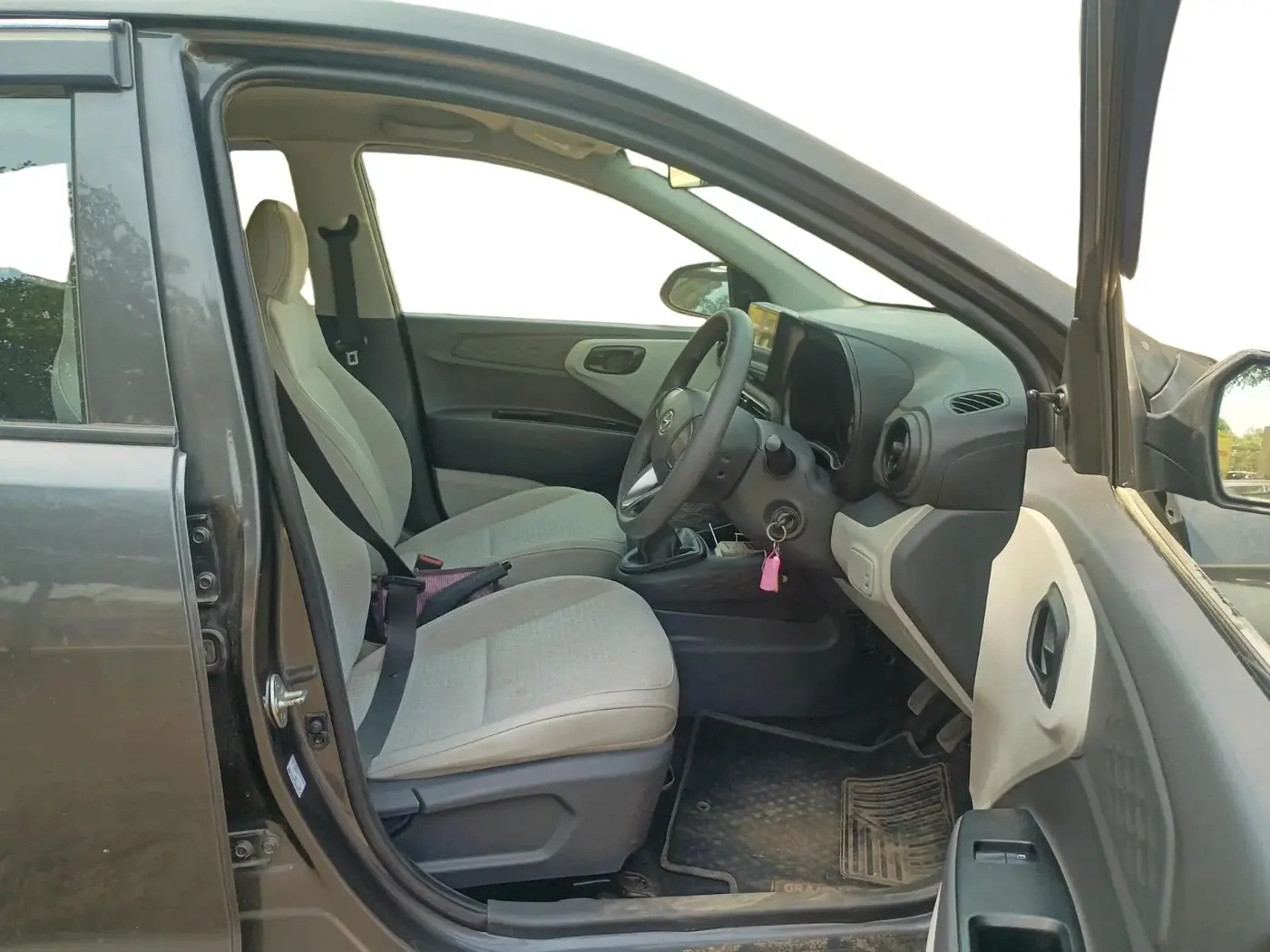 2022 Hyundai GRAND I10 NIOS ERA 1.2 KAPPA VTVT, Petrol, Manual, 41,350 km, interior