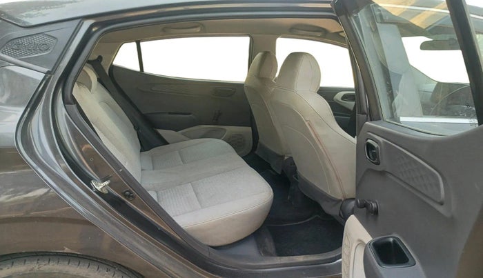 2022 Hyundai GRAND I10 NIOS ERA 1.2 KAPPA VTVT, Petrol, Manual, 41,350 km, interior