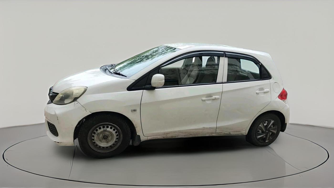 2016 Honda Brio E MT, CNG, Manual, 82,583 km, exterior