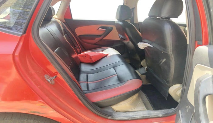 2013 Volkswagen Polo HIGHLINE DIESEL, Diesel, Manual, 1,40,424 km, interior