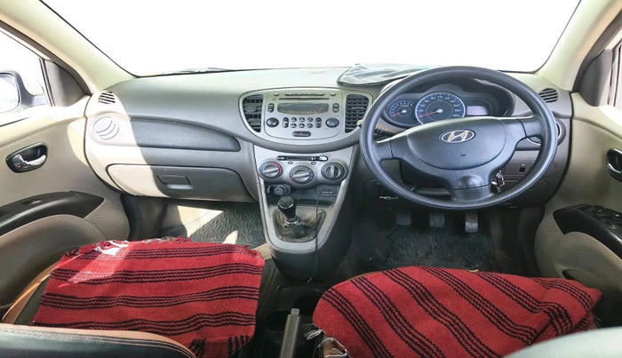 2010 Hyundai i10 SPORTZ 1.2, CNG, Manual, 1,18,000 km, interior