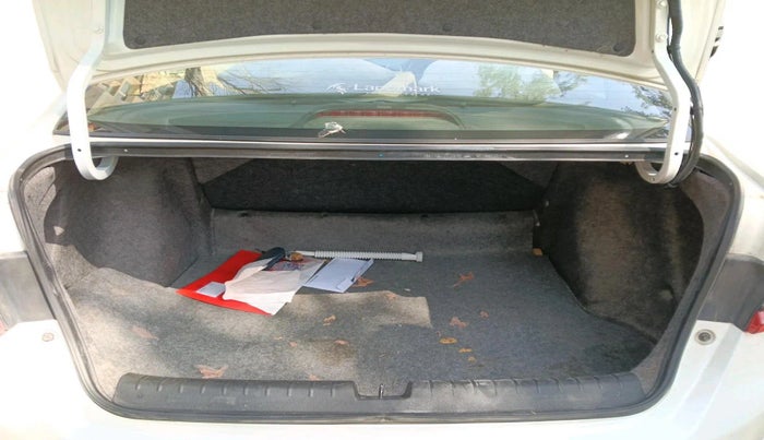 2021 Honda City 1.5L I-DTEC ZX, Diesel, Manual, 78,258 km, exterior